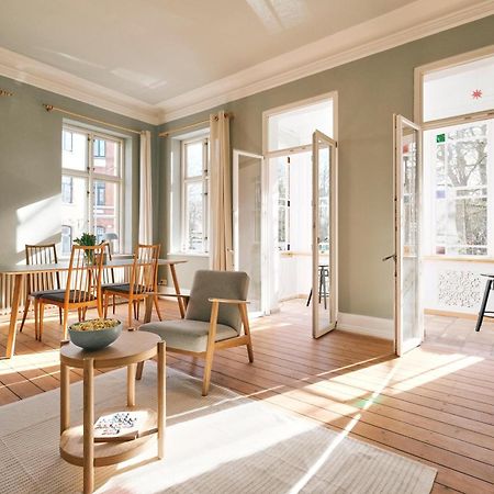 Villa Rosa - Charmante, Grosse Altbauwohnung Flensburgo Esterno foto