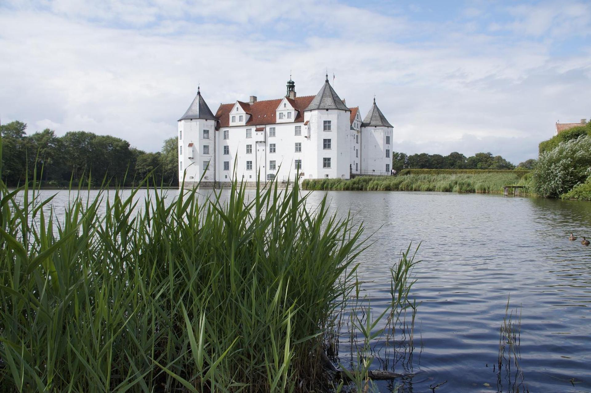 Villa Rosa - Charmante, Grosse Altbauwohnung Flensburgo Esterno foto