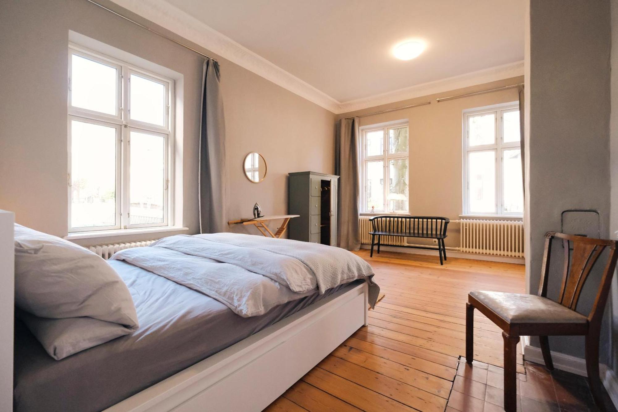 Villa Rosa - Charmante, Grosse Altbauwohnung Flensburgo Esterno foto